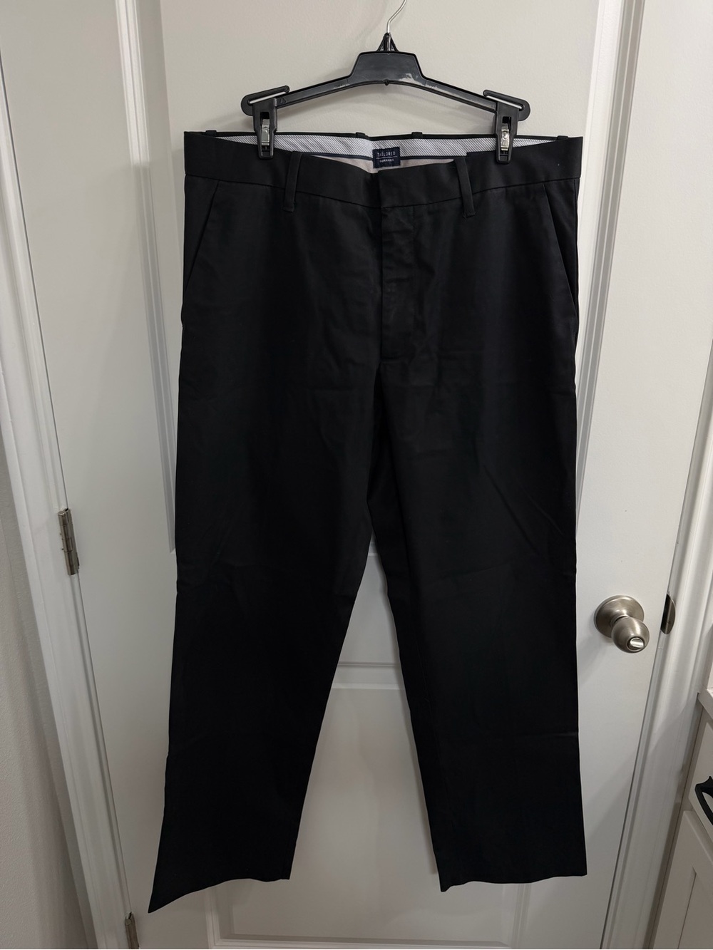 Tailored Gap Khakis Relaxed Fit Men's Black Dress Pants 32x32